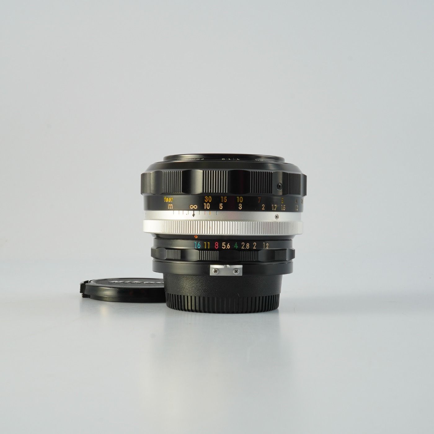 【美品】ニコン NIKON S.C Auto 55mm f/1.2 単焦点レンズ Nikon ニコン 非Ai Nikkor-S.C Auto 55mm F/1.2 単焦点レンズ - メルカリ