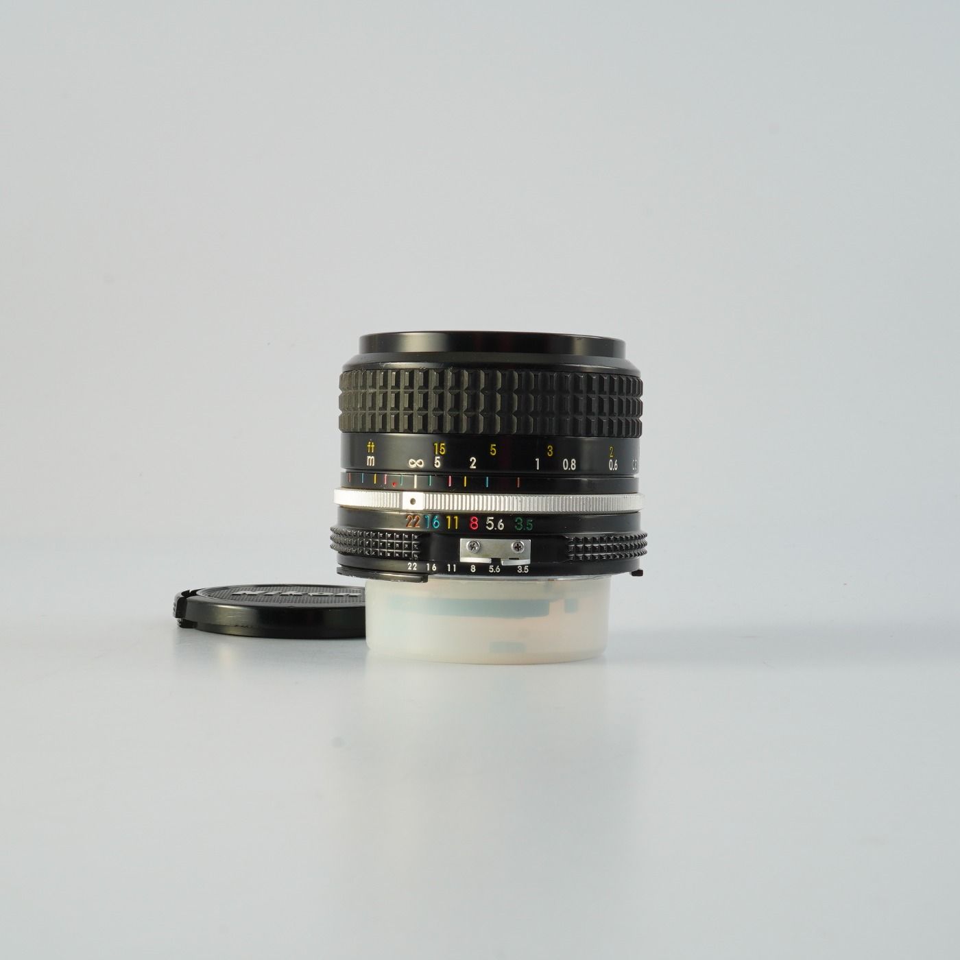 Nikon ニコン Ai Nikkor 28mm F/3.5 単焦点レンズ