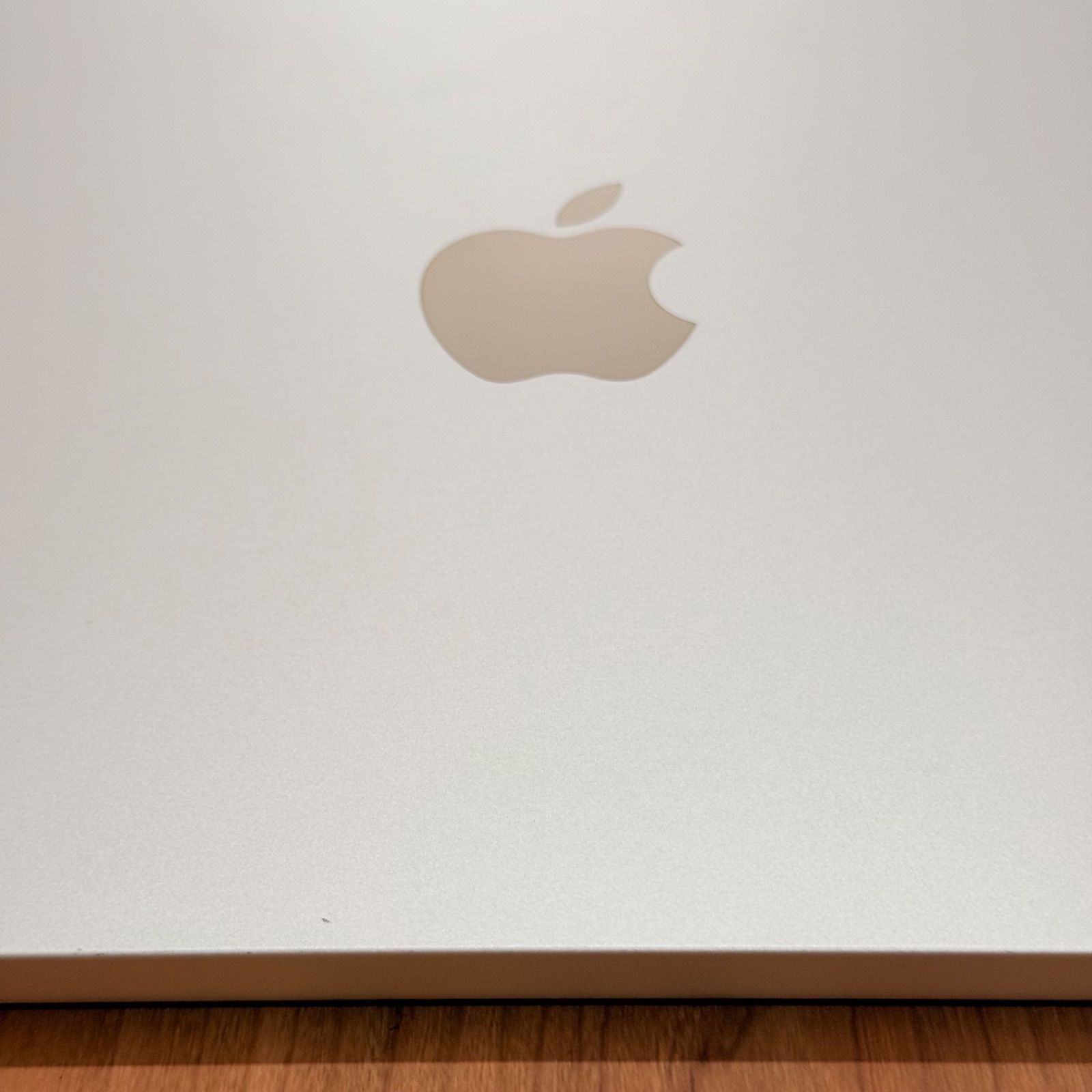 動作確認済】MacBook Air M2 16GB/512GB 動画編集可 - メルカリ