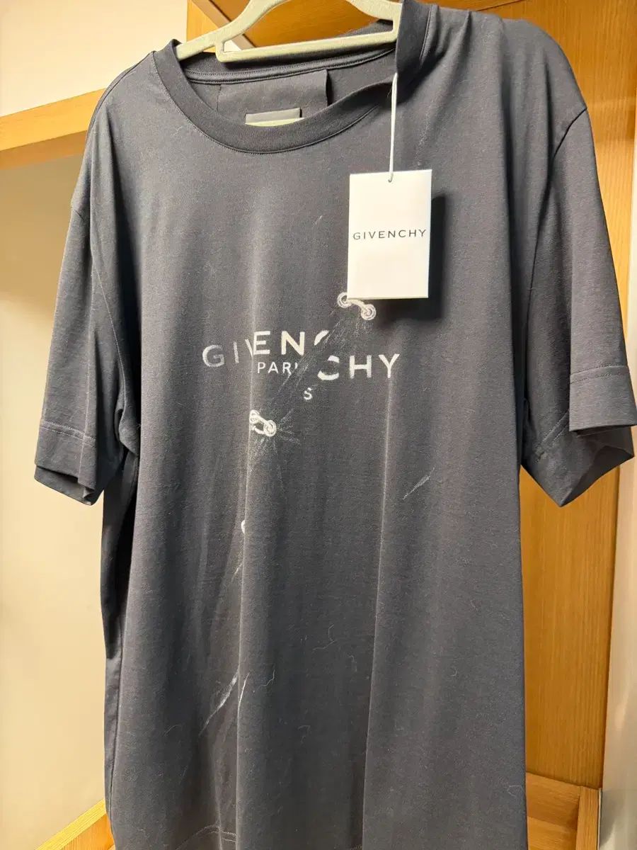 新品/正規品 ジバンシィ ジバンシィ トロンプ・ルイユ エフェクト スリムフィット 半袖 Tシャツ XL