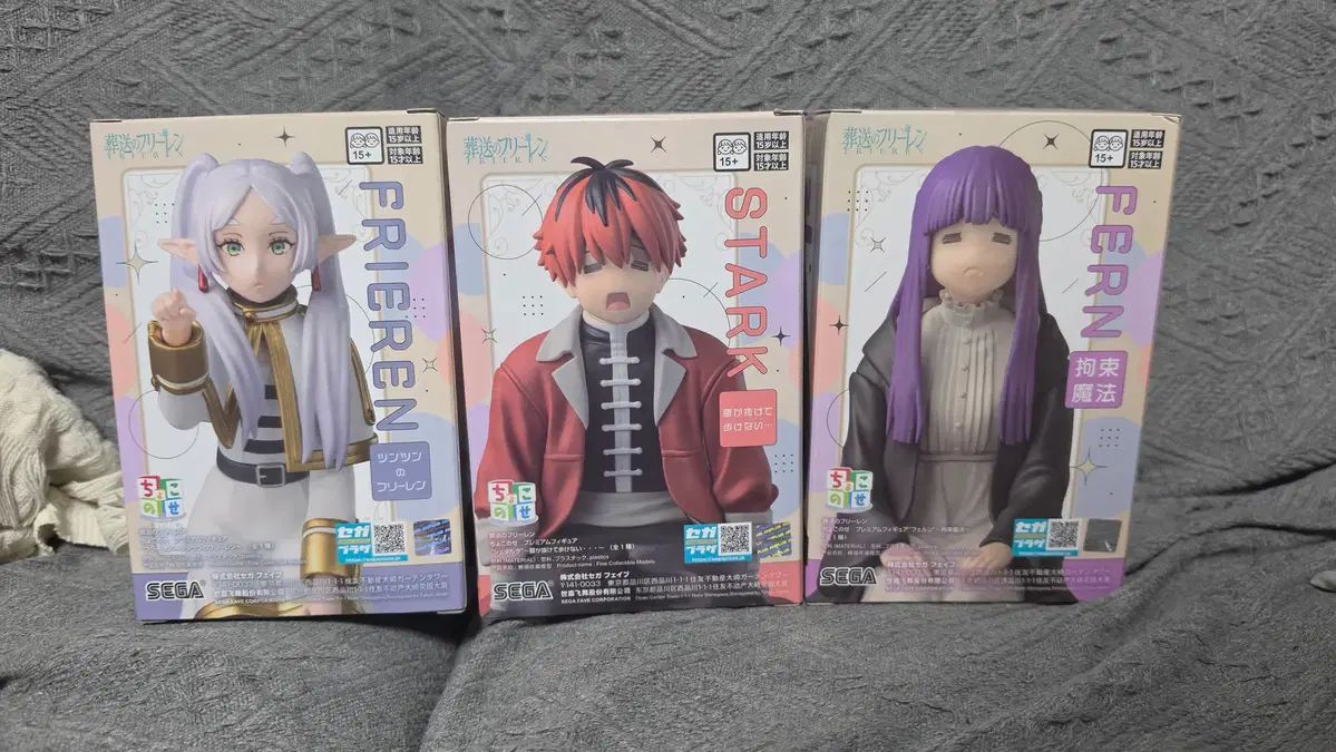 A ショワジールロワchoisy le roi 可愛い花柄のデザートプレート