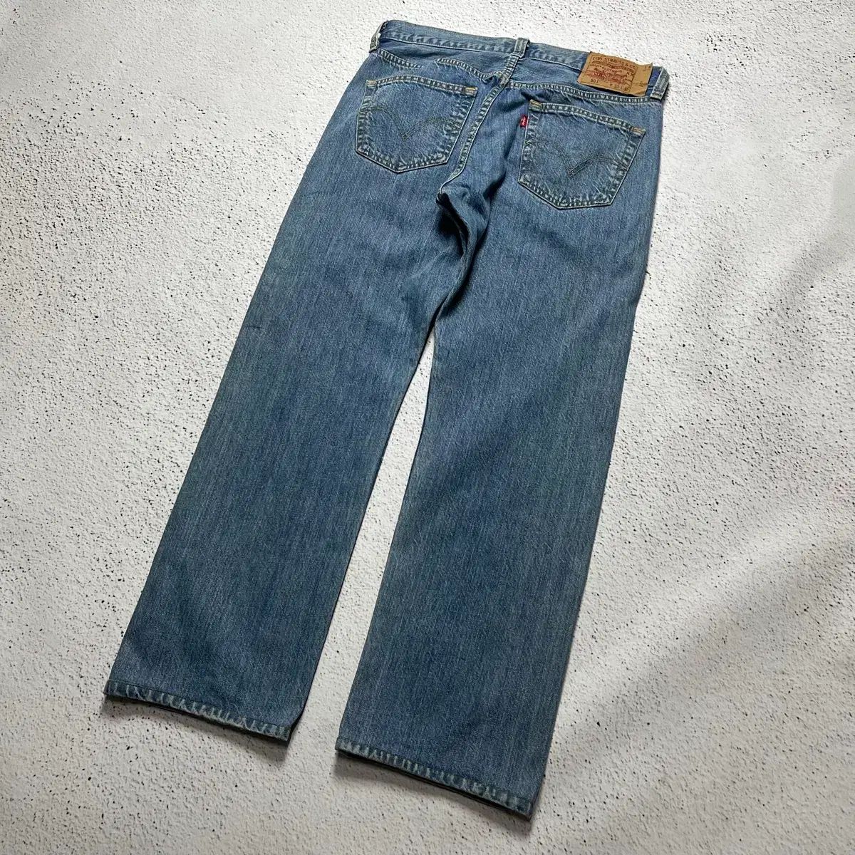 Levi's 501 オリジナルストレートジーンズ