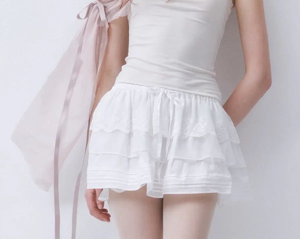(未使用新品)THETIS ペチュニア スカート 白