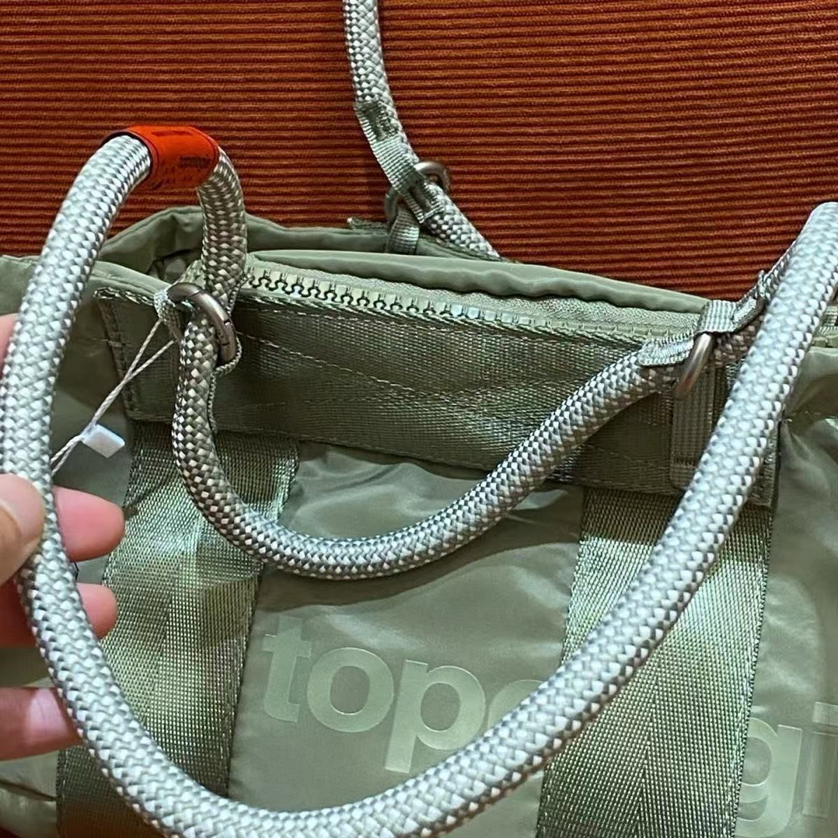 TopologieトポロジーSummit Duffle Small サミット ダッフル ジッパー
