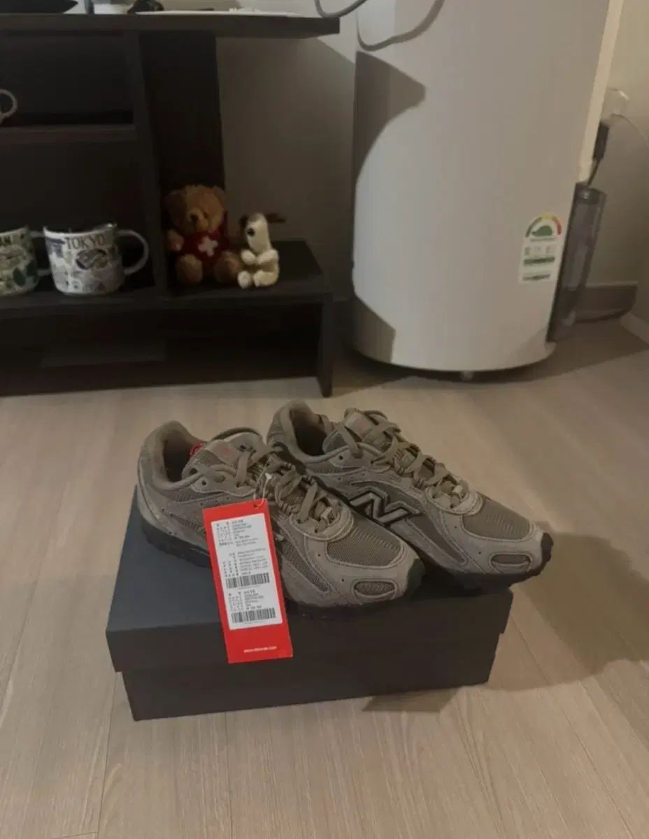 ニューバランス U204L スウェード 225 新品