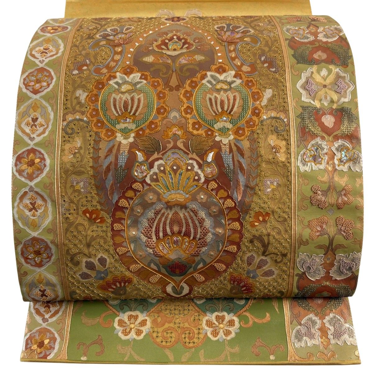 【美品】 袋帯 名品 華文 花唐草 螺鈿 刺繍 金色 お太鼓柄 正絹 【中古】