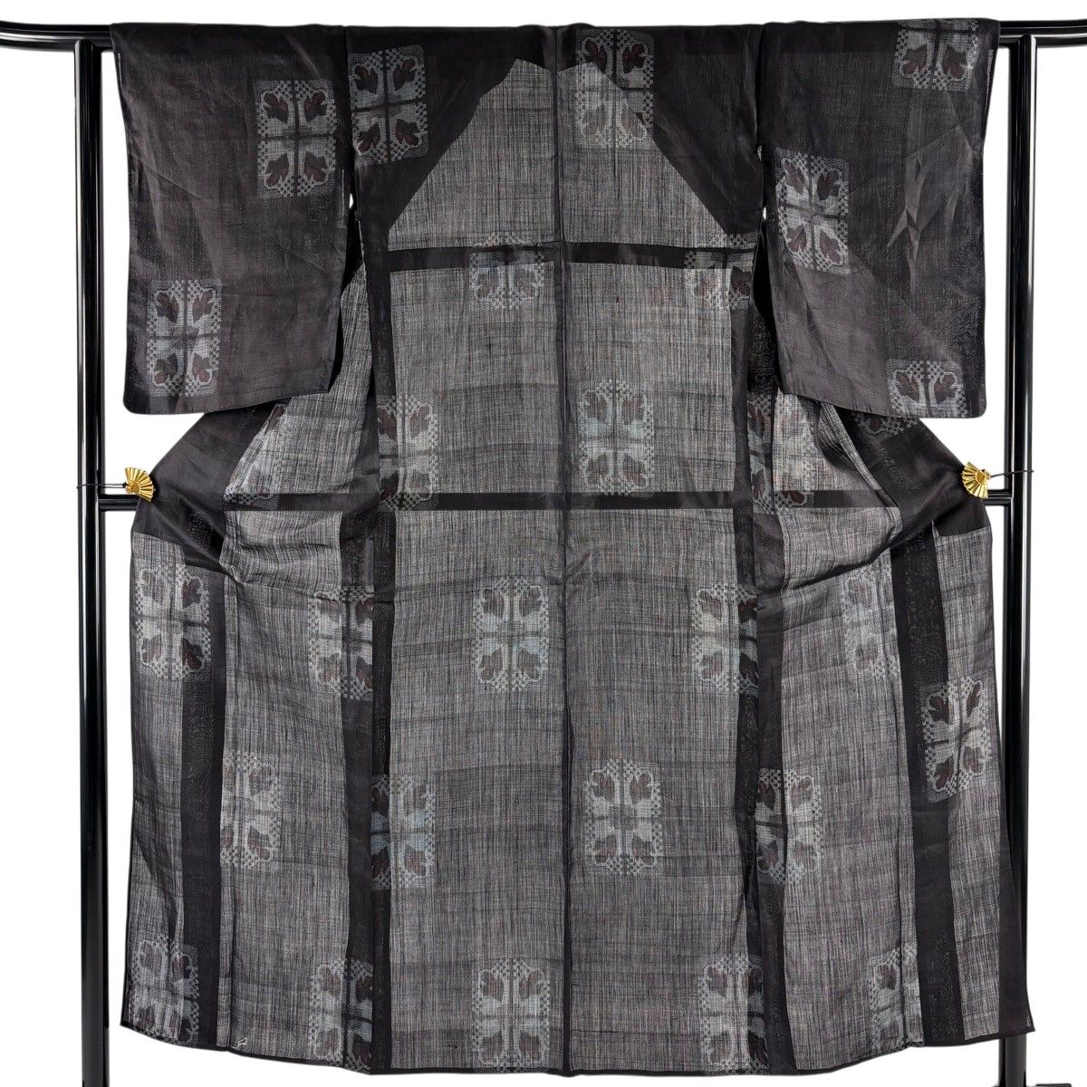 紬 身丈153cm 裄丈60.5cm S 薄物 夏紬 バチ衿 幾何学模様 墨色 麻 名品 【中古】