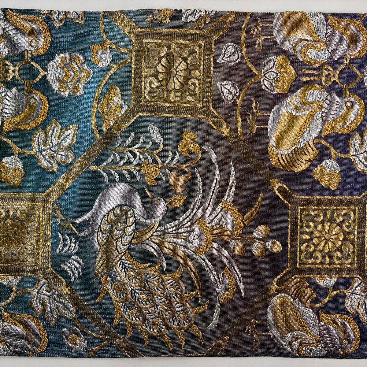 美品】 袋帯 逸品 佐波理 落款 佐波理綴 花鳥 蜀江文 箔 金糸 紫 六通