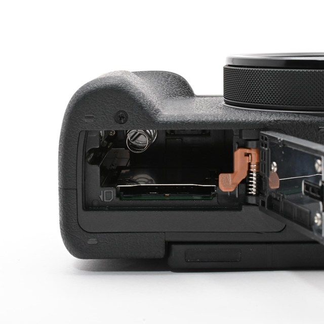 <美品> Canon Vlogカメラ・コンパクトデジタルカメラ PowerShot V1 <美品> Canon Vlogカメラ・コンパクトデジタルカメラ PowerShot V1
