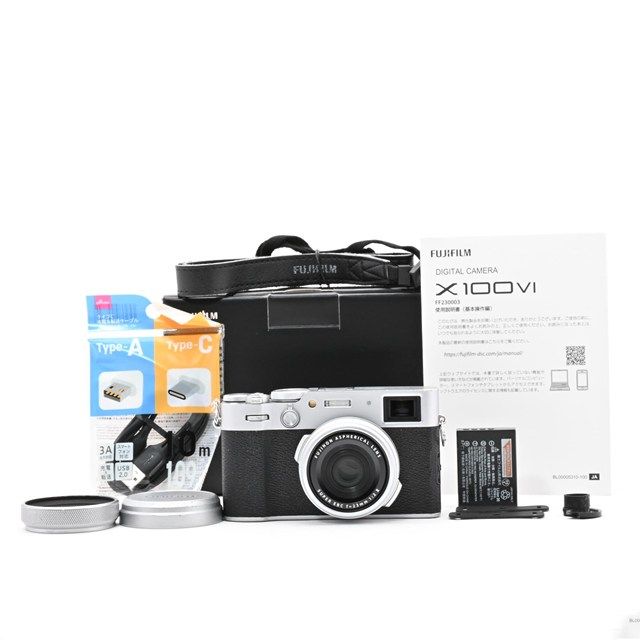 ＜並品＞ 富士フイルム FUJIFILM X100VI　シルバー
