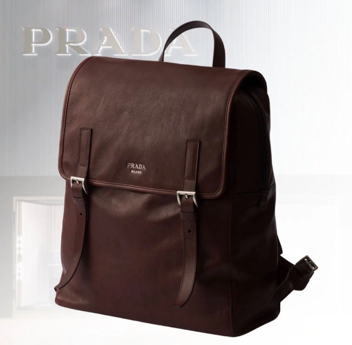 PRADA新作モデル レザー バックパック