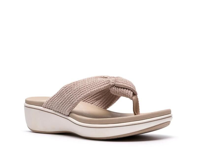 クラークス レディース シューズ サンダル Clarks BreezeRaerin Sandal Sand サンド
