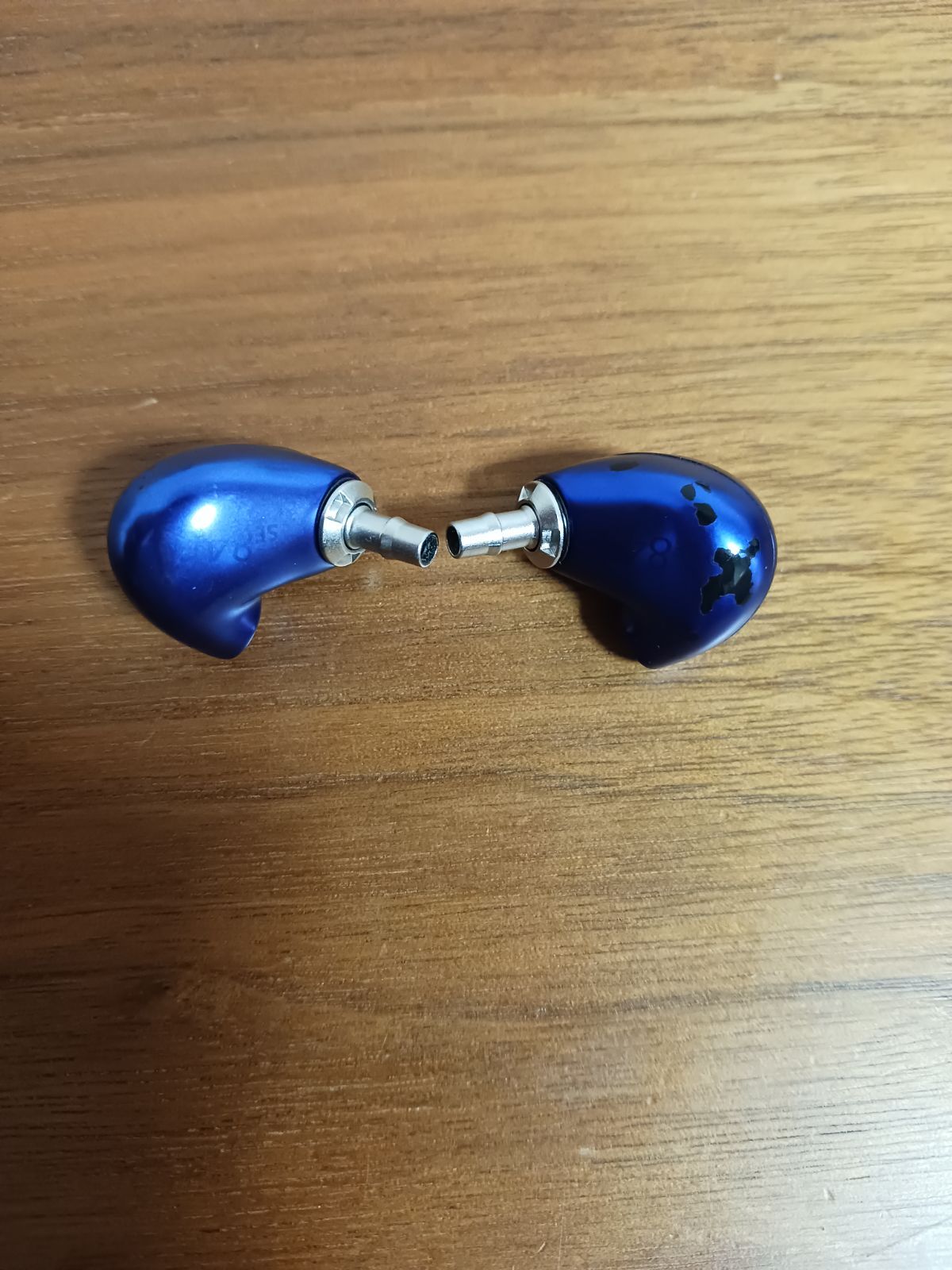 SHURE SE846 右耳動作確認済み、左耳ジャンク品 正規品)SHURE SE846 右耳 左耳のみ - メルカリ