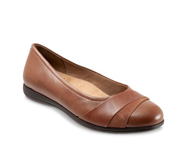トロッターズ レディース シューズ パンプス Trotters Danni Flat Brown ブラウン
