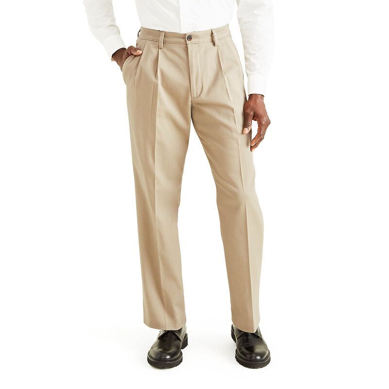 ドッカーズ メンズ ボトムス カジュアルパンツ プリーツ Mens Dockerstretch Easy Khaki ClassicFit Pleated Pants Khaki カーキ