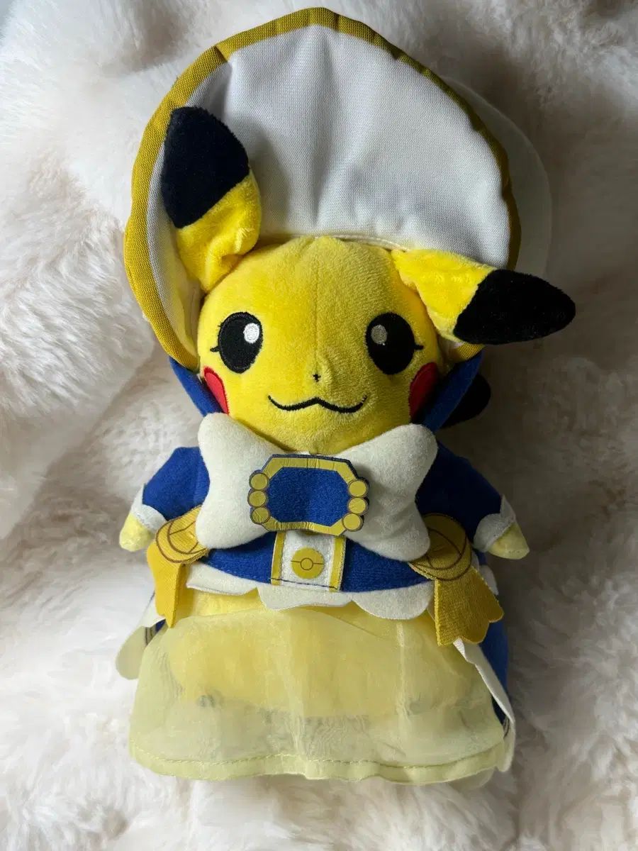 ポケットモンスター madam ピカチュウ ぬいぐるみ