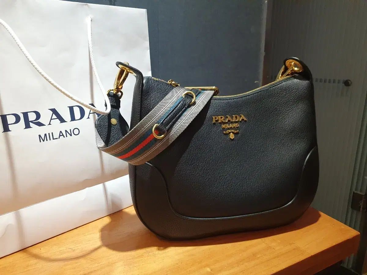 プラダ PRADA ビテロダイノ HOBO BAG ショルダーバッグ H00291