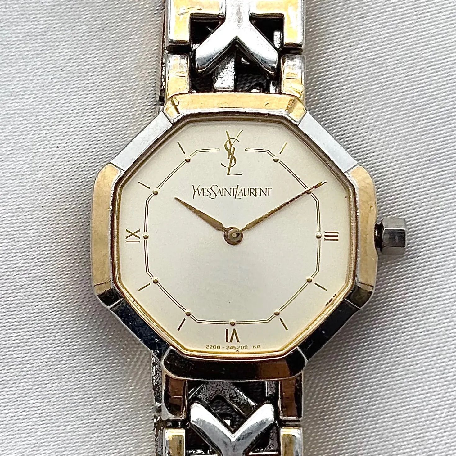 稼働品 Working item イヴサンローラン Yves Saint Laurent 腕時計
