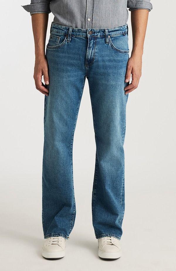 マーヴィ ジーンズ メンズ ボトムス デニムパンツ ブーツカット ブーツ Mavi Jeans Josh Bootcut Jeans Dark Brushed Classic Denim デニム