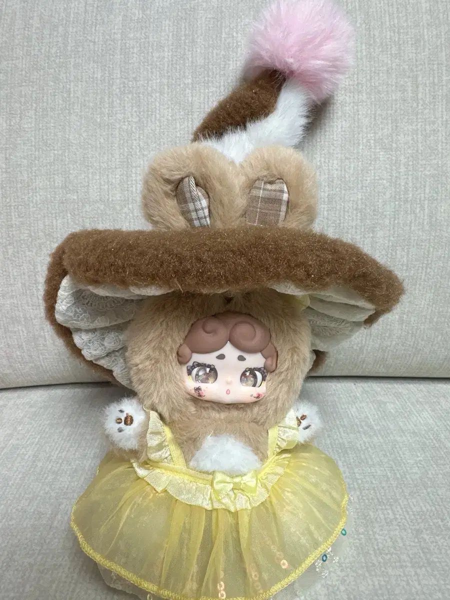 夜うさぎ 魔女 ぴんと耳 ブラウン 服も一緒に 出品 SET セット 置いておくと とても綺麗