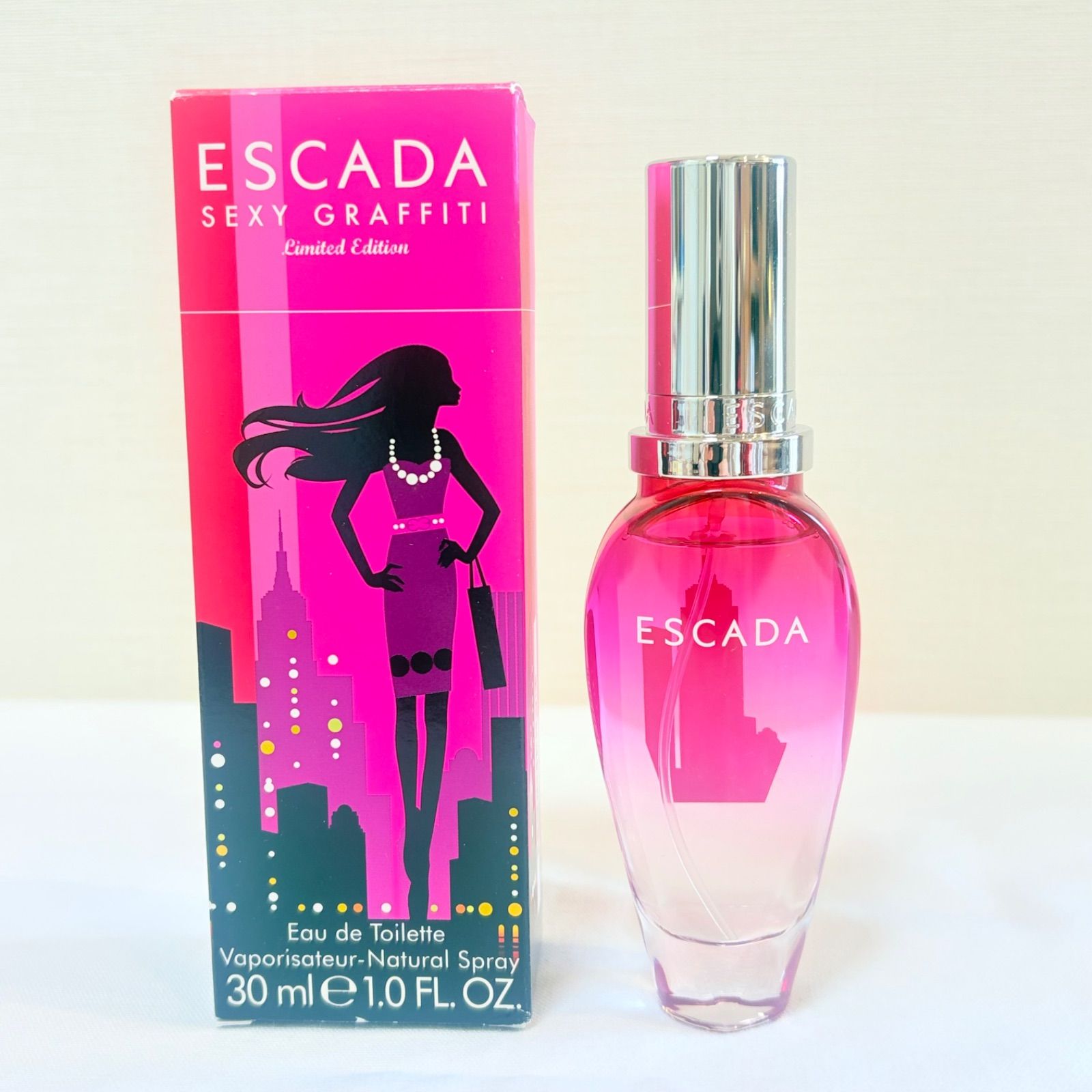 新品　ESCADA SEXY GRAFFITI EAU DE TOILETTE limited edition エスカーダ　セクシーグラフィティ　オードトワレ　香水　30ml　リミテッドエディション