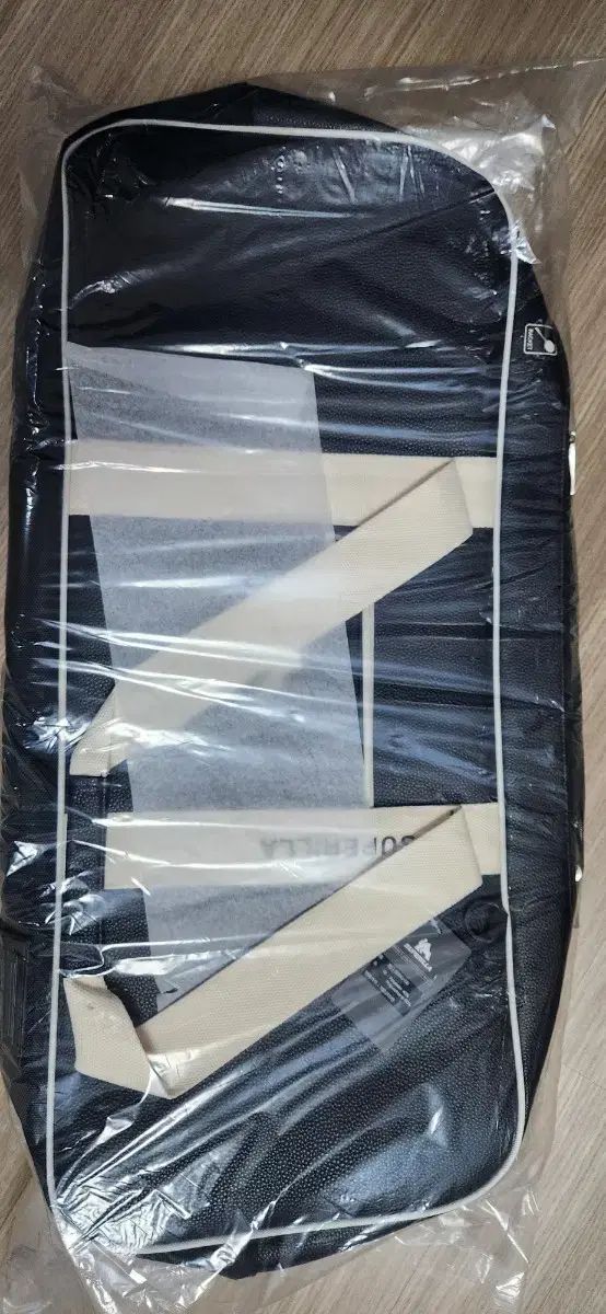 値下げ‼️美品25年製65V型Hisense65A6K多機能リモコン初期フィルム 値下げ‼️美品25年製65V型Hisense65A6K多機能リモコン初期フィルム