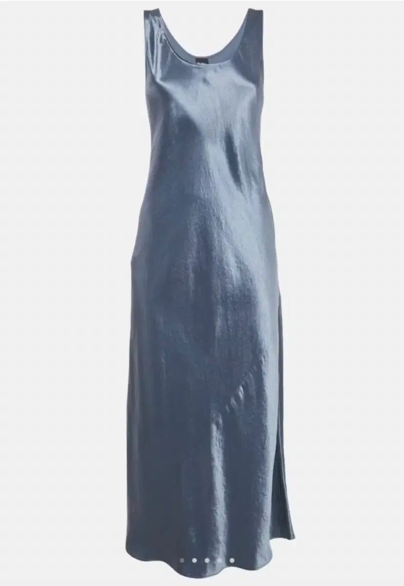 MAXMARA
