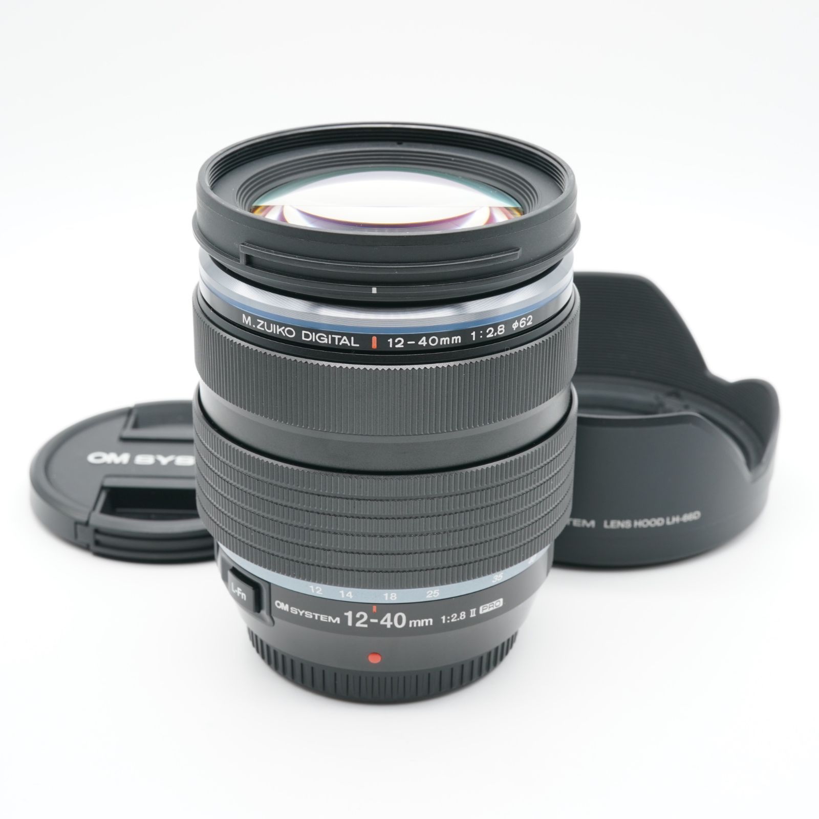 新品級 オリンパス OM SYSTEM M.ZUIKO DIGITAL ED 12-40mm F2.8 PRO II あると嬉しい純正フード付！