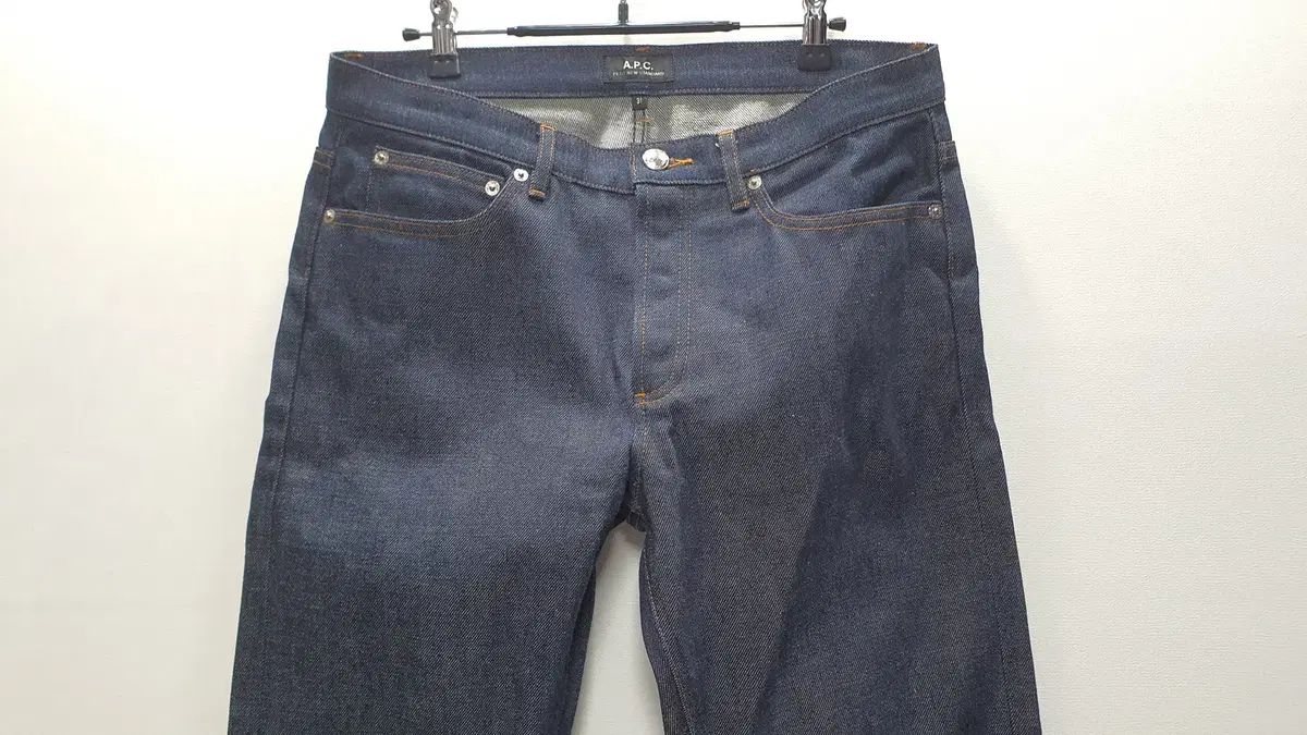 A.P.C. アーペーセー プチニュースタンダード 生デニムパンツ 31サイズ