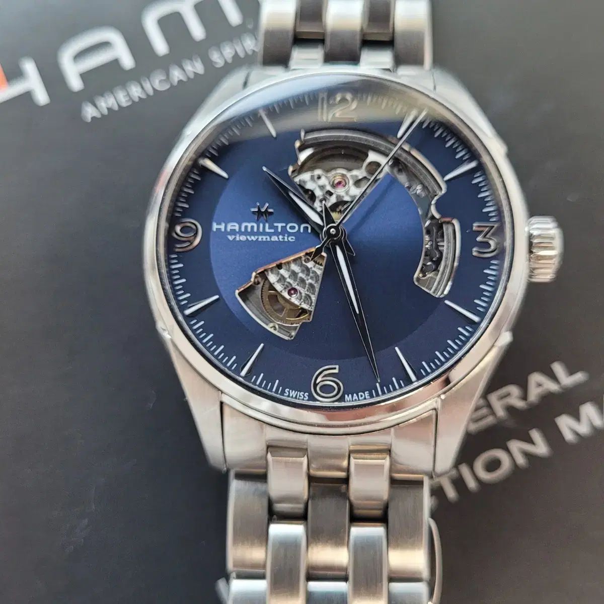 ハミルトン ジャズマスター オープンハート 42mm ブルー オートマティック