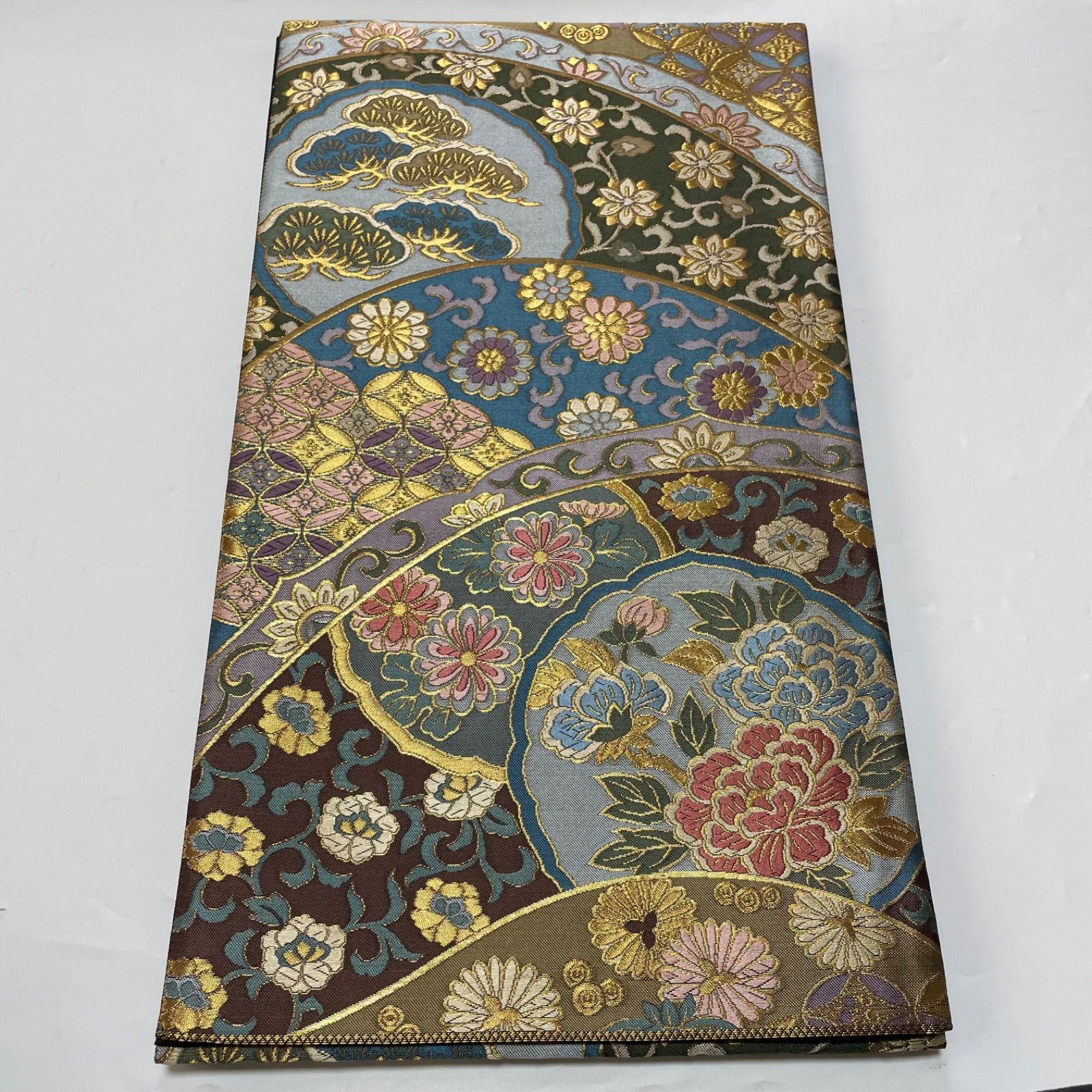 J972 美品 袋帯 六通 西陣織 金糸 牡丹 菊花唐草 松 正絹 和装 和服