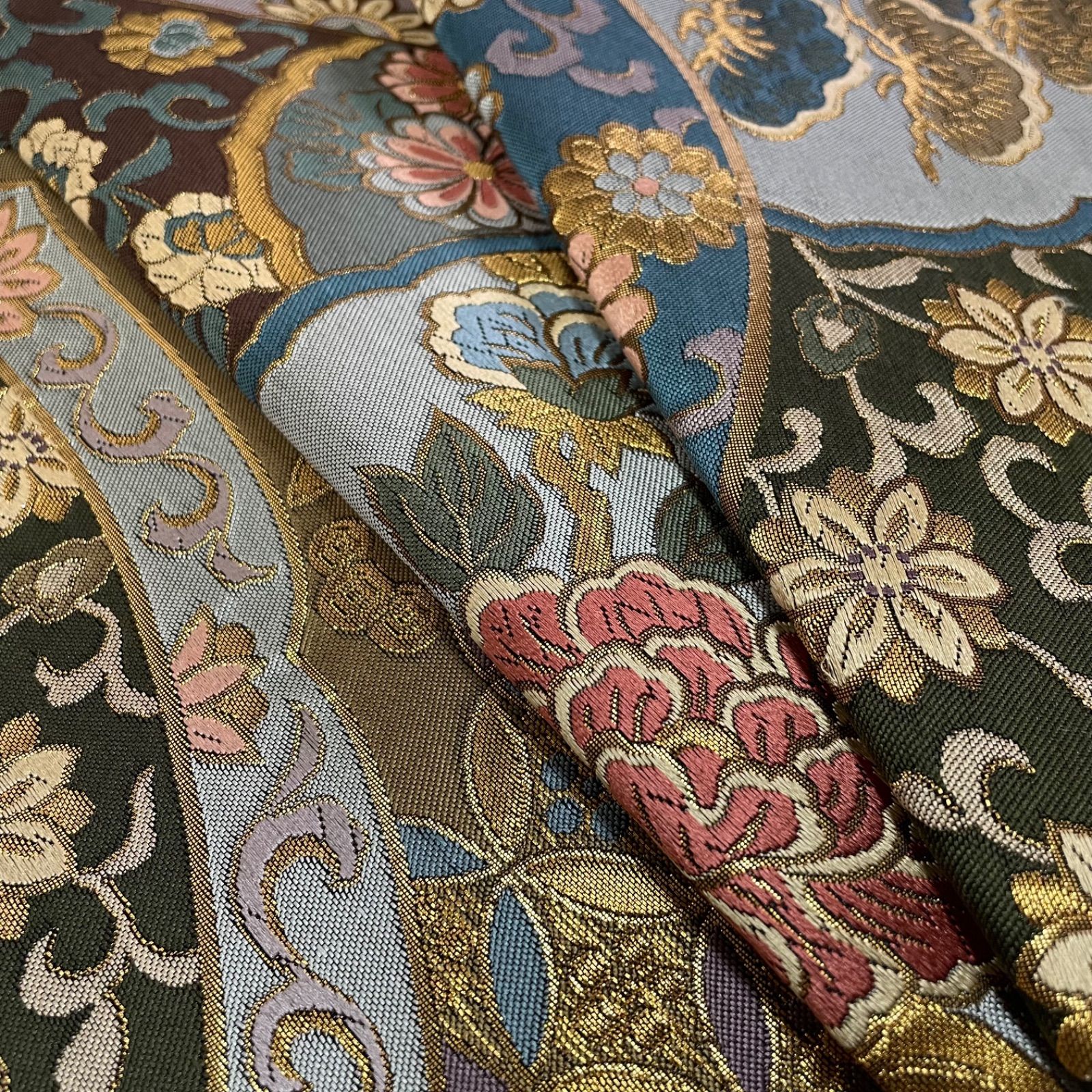 J972 美品 袋帯 六通 西陣織 金糸 牡丹 菊花唐草 松 正絹 和装 和服