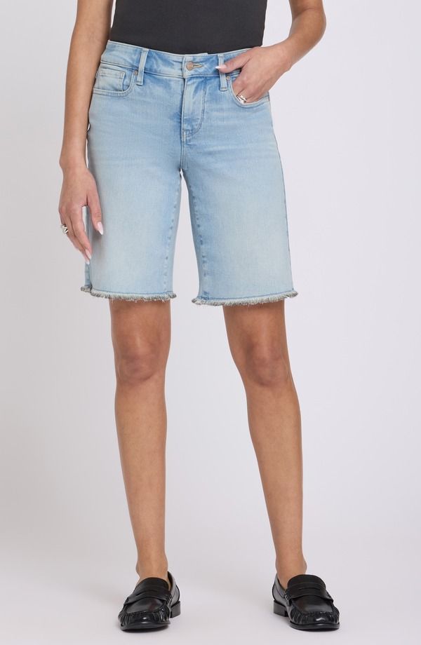 エヌワイディージェイ レディース ボトムス デニムパンツ ショートパンツ NYDJ Lilly Frayed Relaxed Long Denim Shorts Keys View デニム