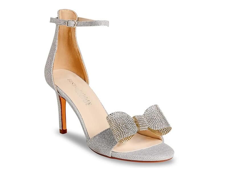 ベンジャミンウォーク レディース シューズ サンダル Touch Ups by Benjamin WalkEsme Sandal Silver Metallic シルバー