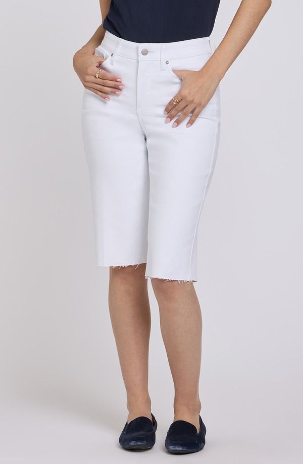 エヌワイディージェイ レディース ボトムス デニムパンツ ショートパンツ NYDJ Kristie 80s Denim Bermuda Shorts Optic White ホワイト