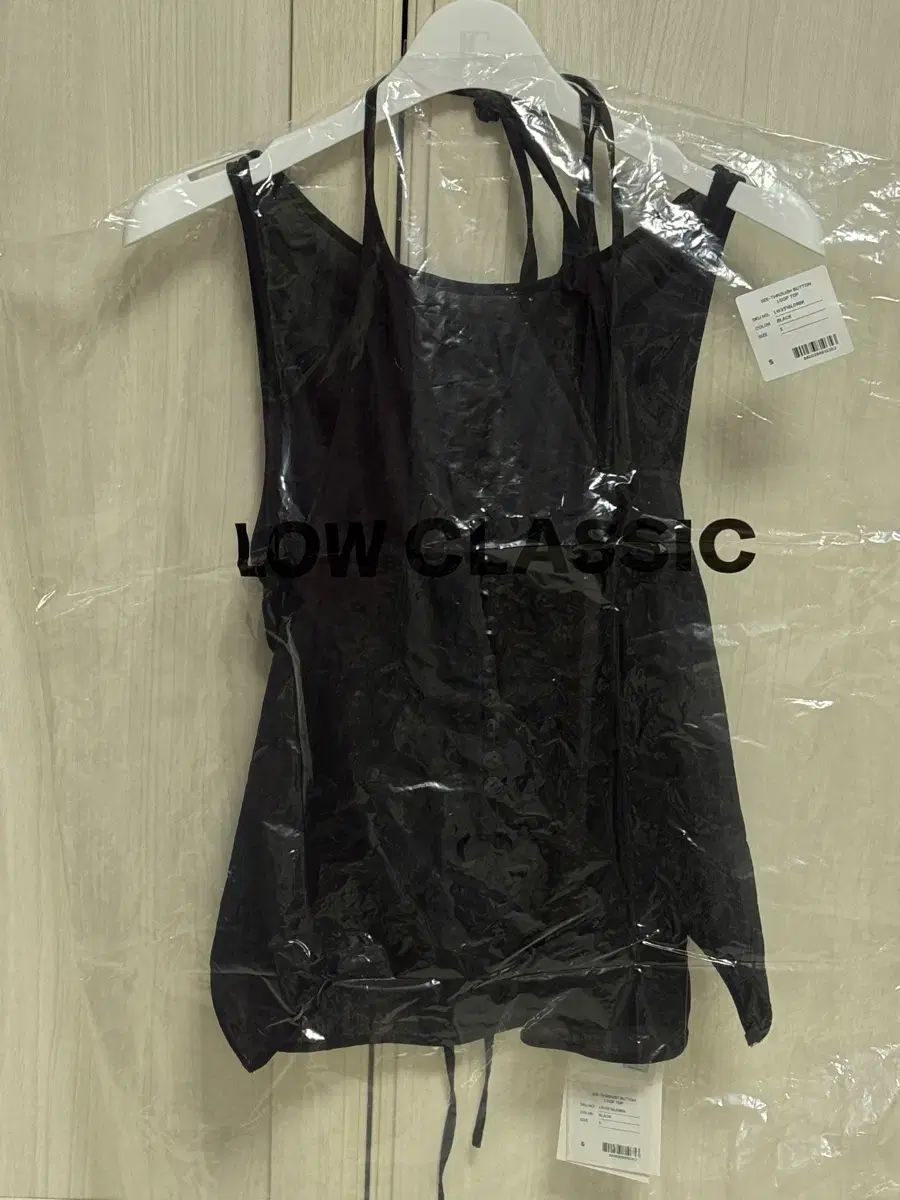 (新品) LOW CLASSIC ロウ クラシック シースルー ボタン ループ トップス ブラック S