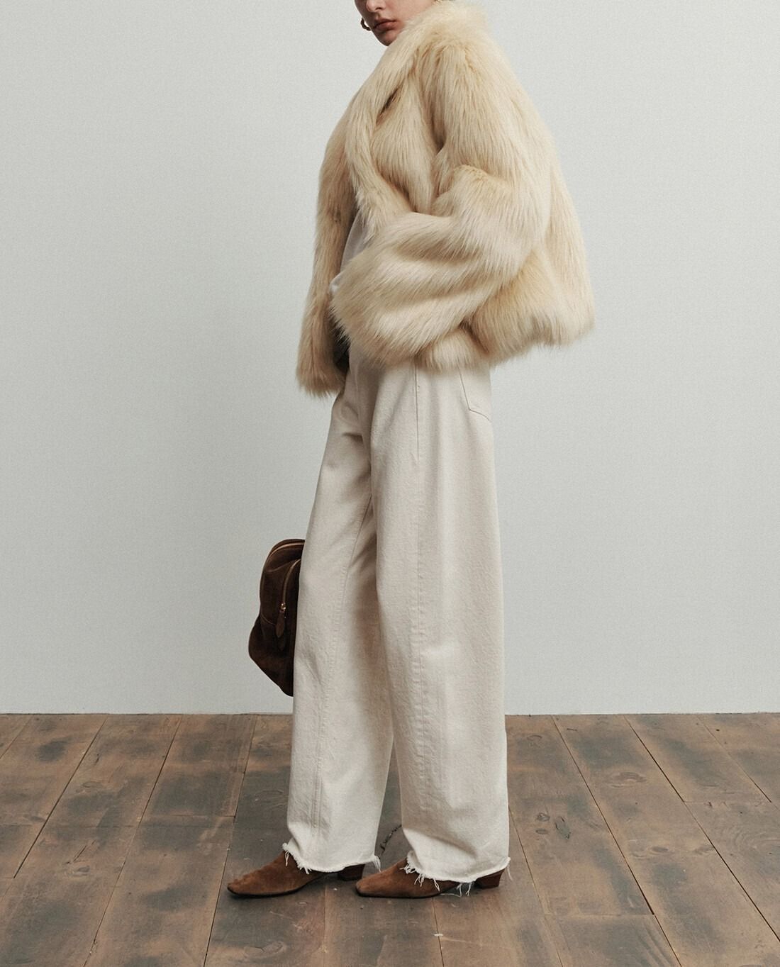 極美品 25AW ELBORN ボリュームファーコート ゴールドベージュ - メルカリ