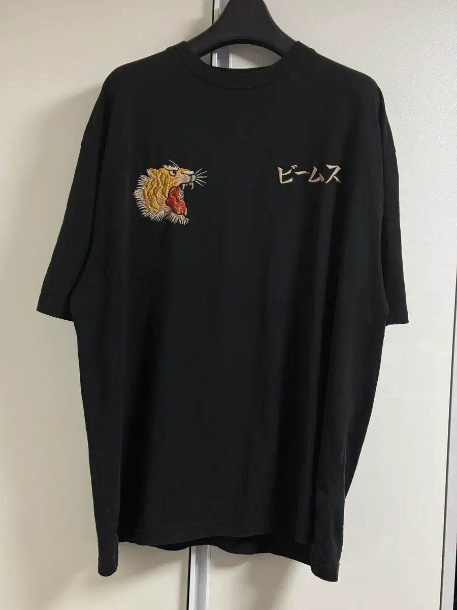 ビームス 韓国 エクスクルーシブ 虎 刺繍 Tシャツ XL