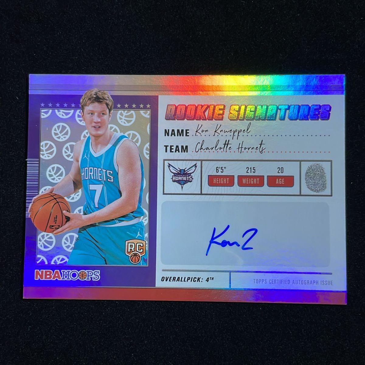 Kon Knueppel コン・カニップル Topps Hoops Rookie Signatures 2025-26 Refractor RC Auto 直筆 サイン Hornets ホーネッツ