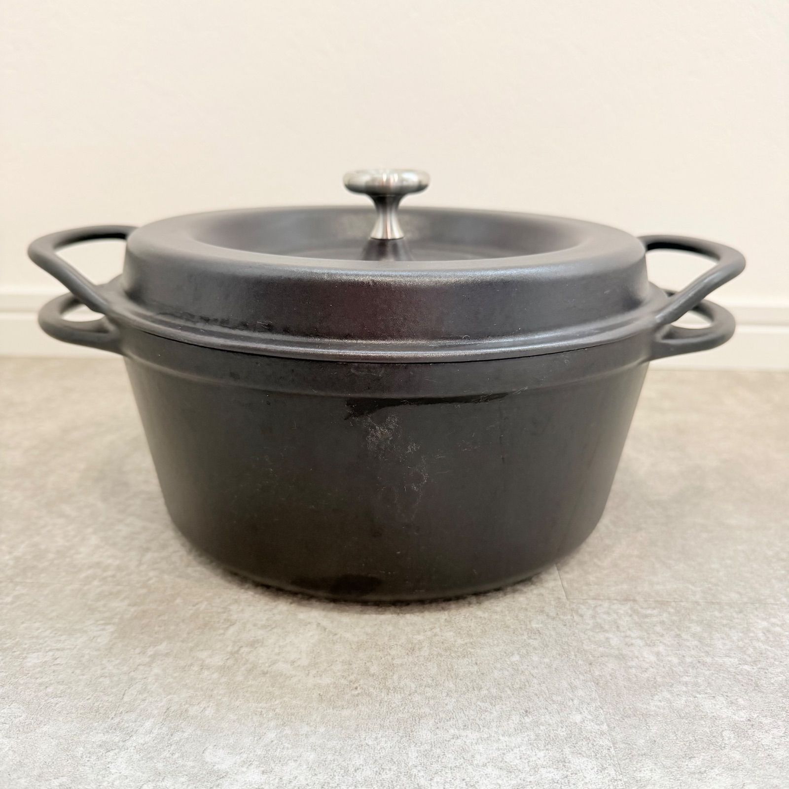 VERMICULAR 両手鍋 22cm 日本製 ブラック レシピ本付き - メルカリ