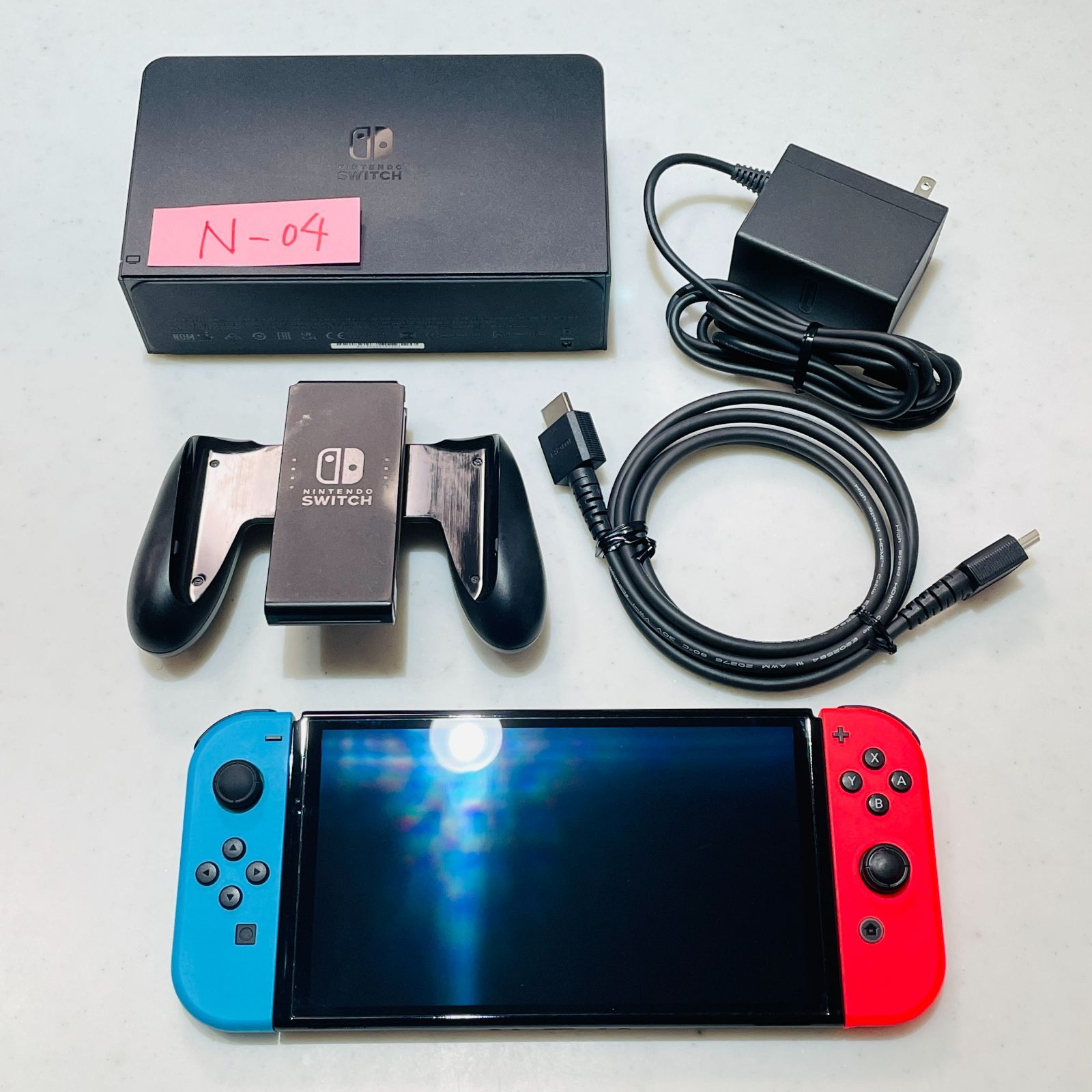 美品】 Nintendo Switch 有機ELモデル 本体のみ 2021年製 Nintendo