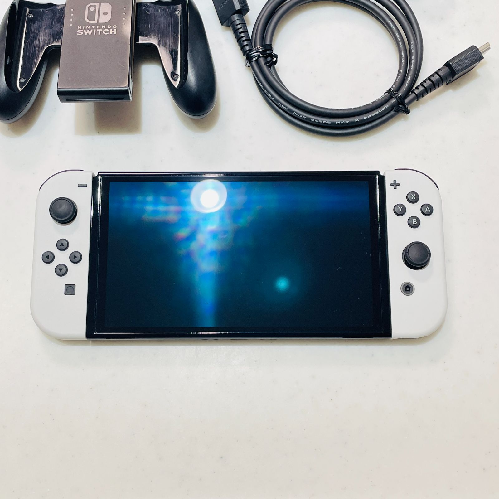 Switch 有機ELモデル ホワイト 2021年製 美品 動作確認済み 初期化済み 任天堂 ニンテンドースイッチ 本体 周辺機器一式