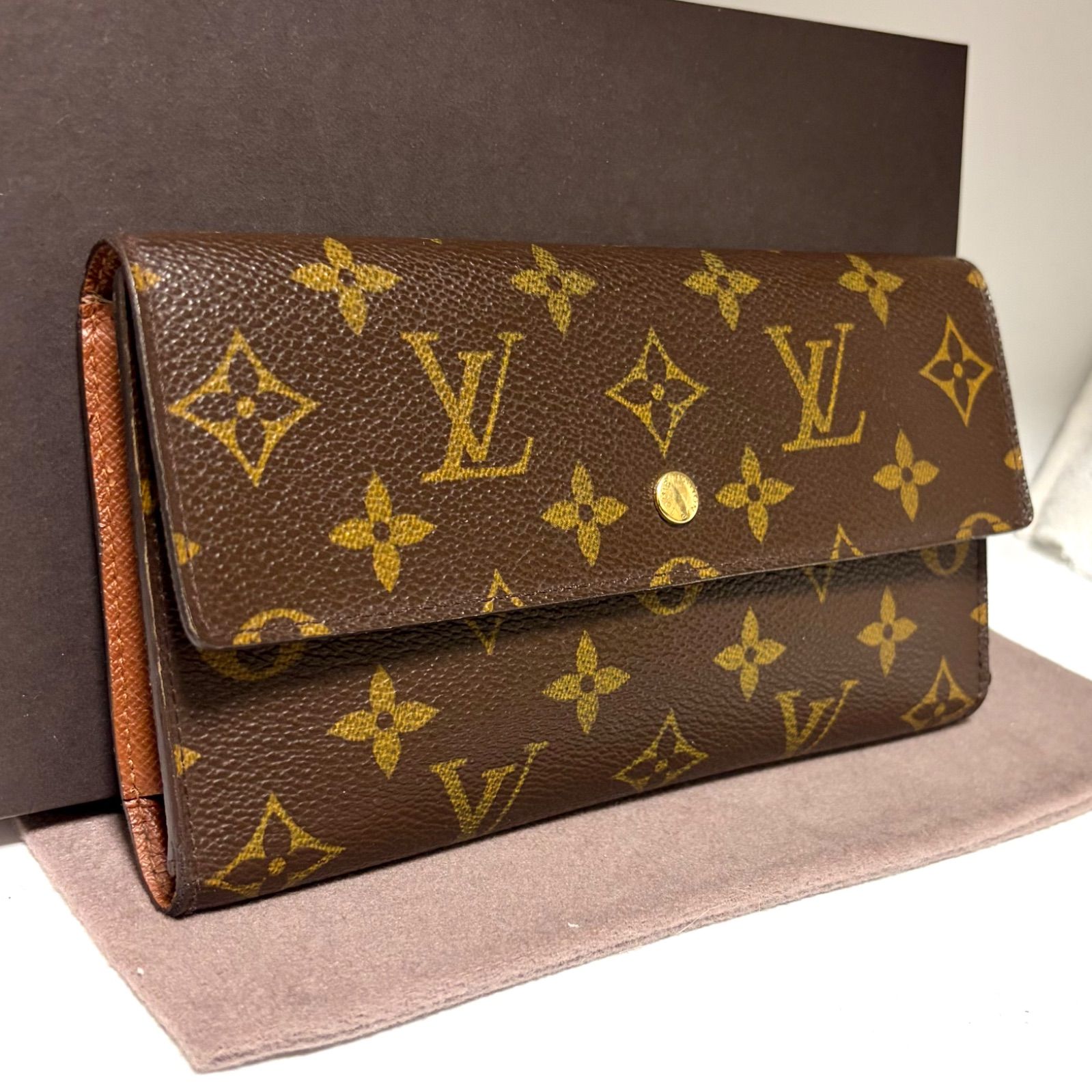 d71 ポルト トレゾール　ポルトフォイユ インターナショナル　旧型　ルイ ヴィトン Louis Vuitton　3つ 三つ 折り　フラップ ボタン 式　長 財布　ロング ウォレット　モノグラム