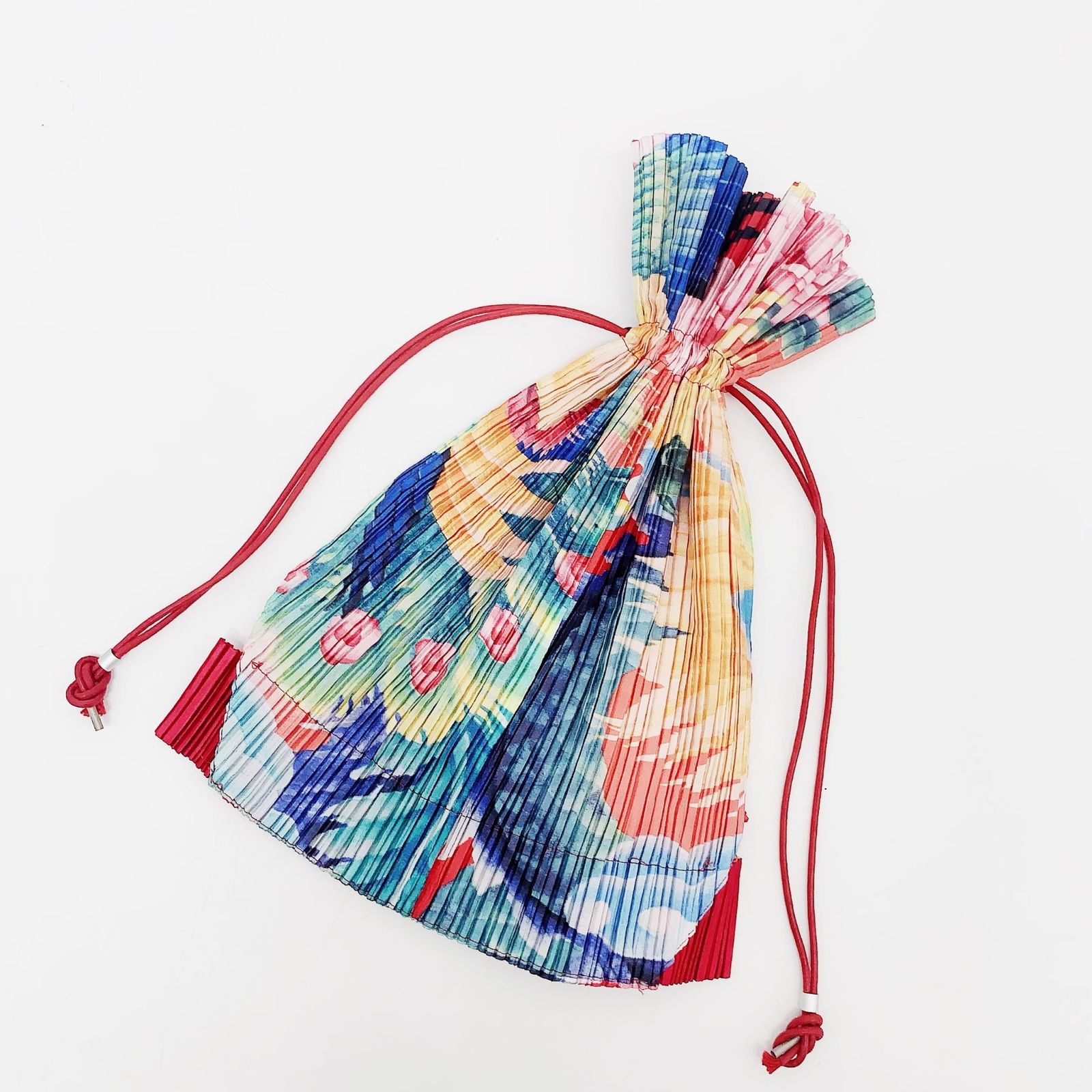 新品同様 PLEATSPLEASE プリーツプリーズ ISSEY MIYAKE イッセイミヤケ CHINESE NEW YEAR 1998 龍 鳳凰 ドラゴン 花柄 デザイン バッグ 巾着 マルチカラー