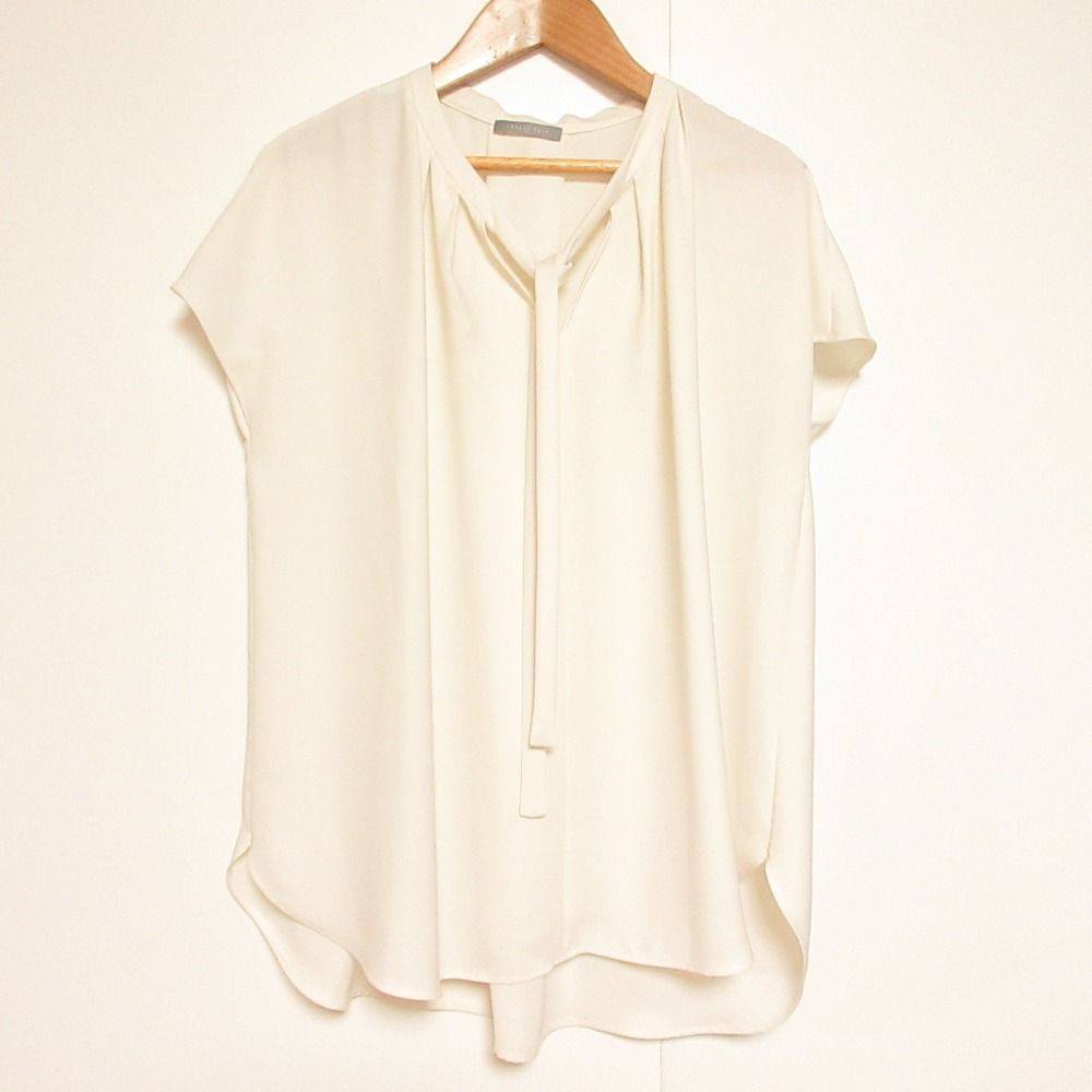 美品 Theory luxe セオリーリュクス MARVINE LENAS フレンチスリーブ ボウタイ ブラウス シャツ サイズ38 アイボリー レディース 古着 中古 USED