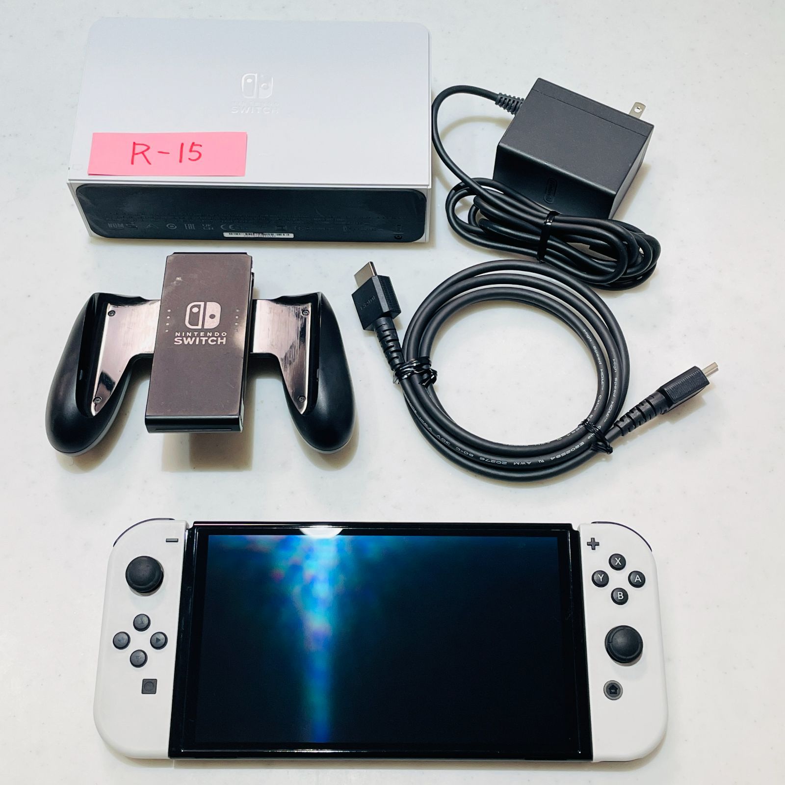 ニンテンドースイッチ 有機ELモデル ホワイト 2023年製 初期化済み 動作確認済み 美品 液晶傷なし Nintendo Switch 本体周辺機器