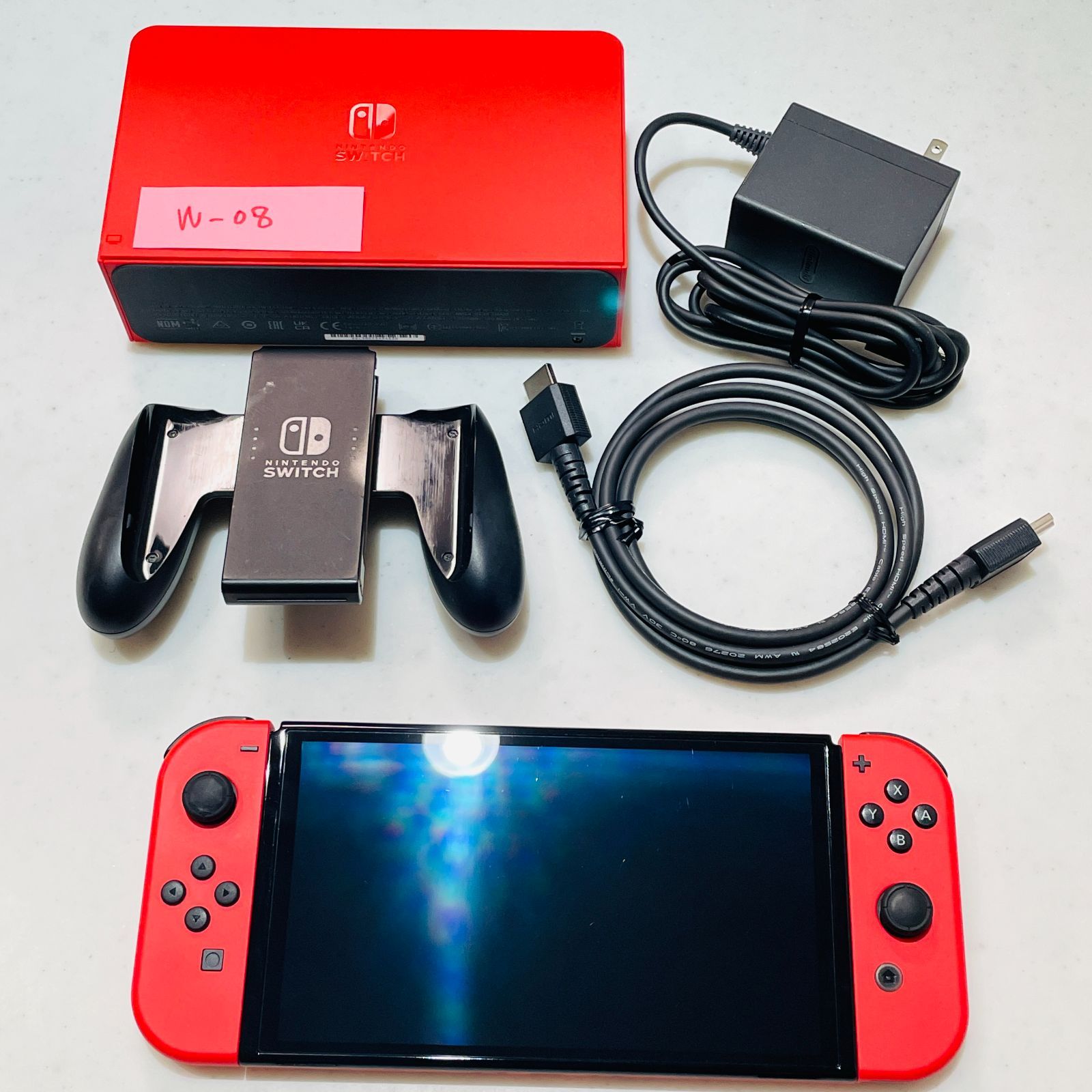 液晶綺麗 動作確認済み 2023年製 Nintendo Switch 有機ELモデル マリオレッド 美品 初期化済み 任天堂スイッチ 本体周辺機器一式