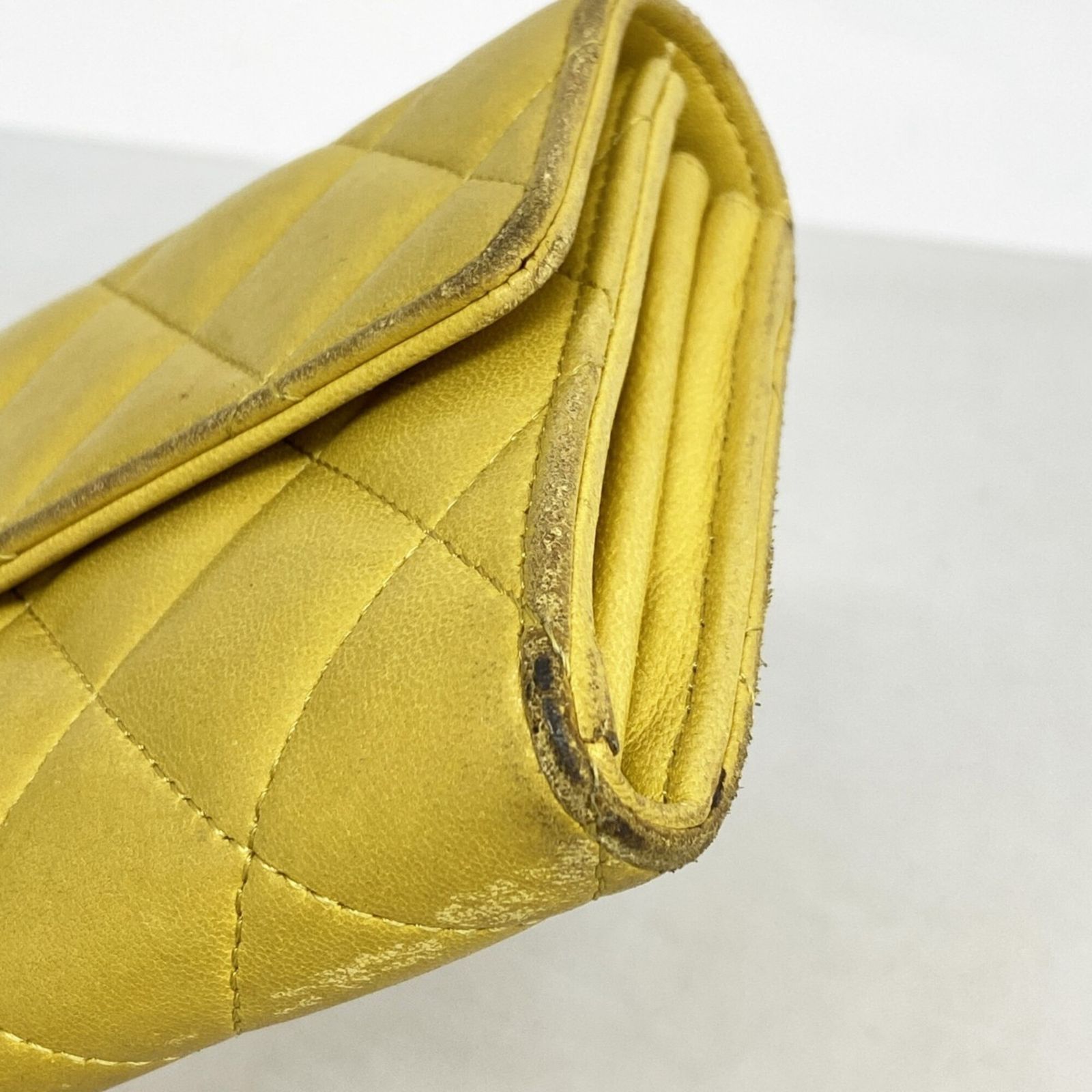 シャネル(Chanel) シャネル 長財布 マトラッセ ラムスキン イエロー