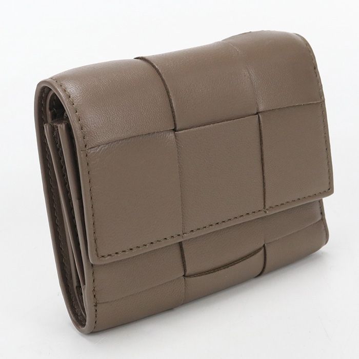 BOTTEGA VENETA ボッテガ・ヴェネタ ファスナーウォレット カセット 814686 三つ折り財布 ラムスキン【中古】 レディース