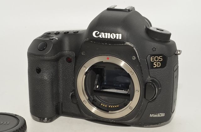 260483★実用品★Canon デジタル一眼レフカメラ EOS 5D Mark III ボディ EOS5DMK3